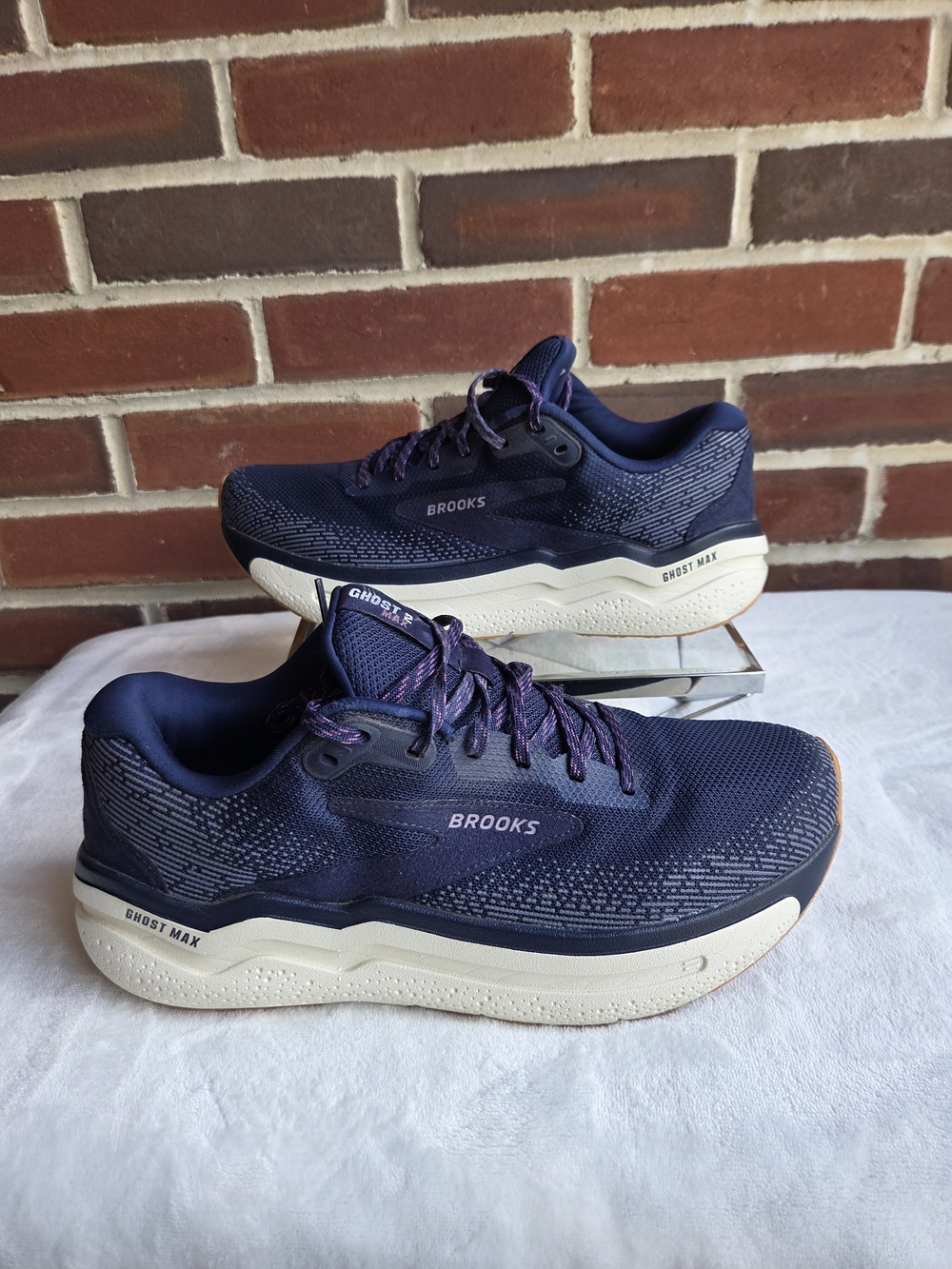 Brooks Ghost Max 2 Running Shoes Navy Purple DNALOFT v3 Women’s 10.5 B